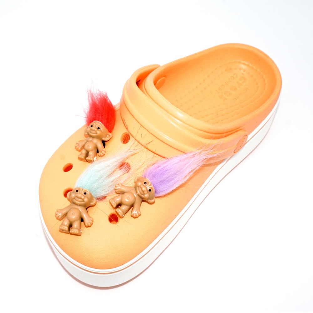 Shoes Charms trolls mini figures jibbitz Croc clip